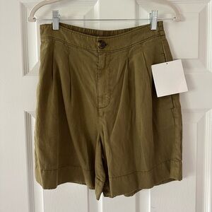 NWT Faherty High-Rise linen Olive Green Shorts